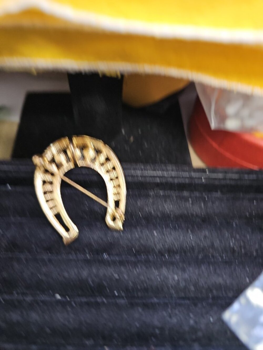 Brooch/ Pin/pendant Goldtone Horseshoe A.B. R&clear Rhinestones 1 3/4"inches - Picture 5 of 8